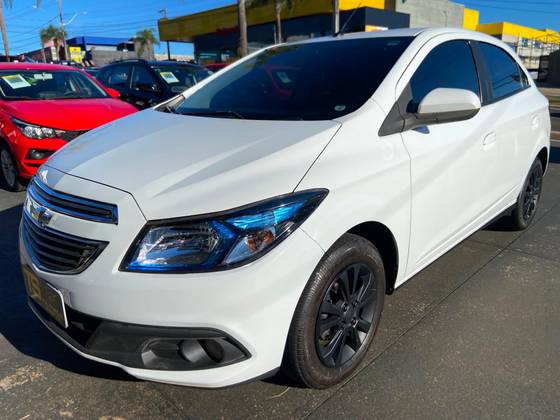 CHEVROLET ONIX 1.4 MPFI LTZ 8V FLEX 4P MANUAL CHEVROLET ONIX 1.4 MPFI LTZ 8V FLEX 4P MANUAL